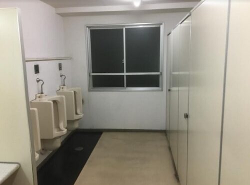 大手運送会社の仮眠室【トイレ】